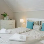 Guest house Pihi Vendeghaz 3*