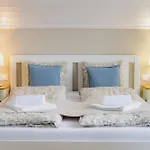 Pihi Vendeghaz Guest house 3*