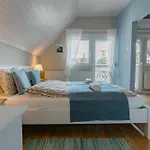 Pihi Vendeghaz 3*