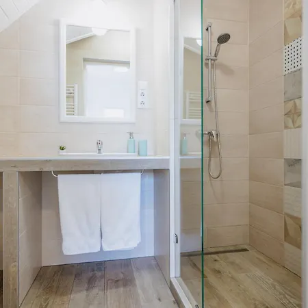 게스트하우스 Pihi Vendeghaz 4*