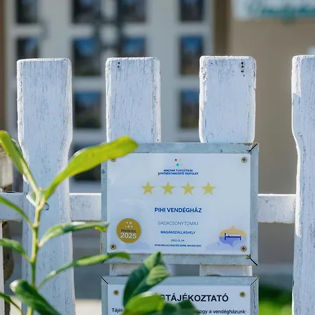 Pihi Vendeghaz 4* 바다초니토마이