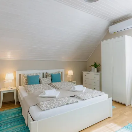 Pihi Vendeghaz Penzion