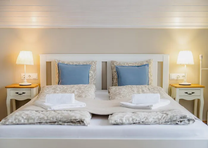 Pihi Vendeghaz Πανσιόν 4*