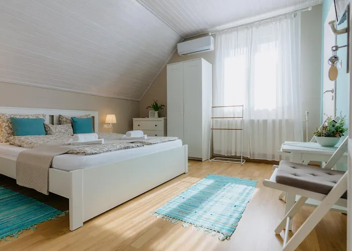 Pihi Vendeghaz 4* Badacsonytomaj